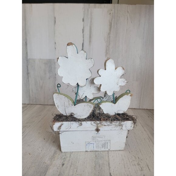 Wooden spring flower pot AS IS Easter home decor - Picture 5 of 8